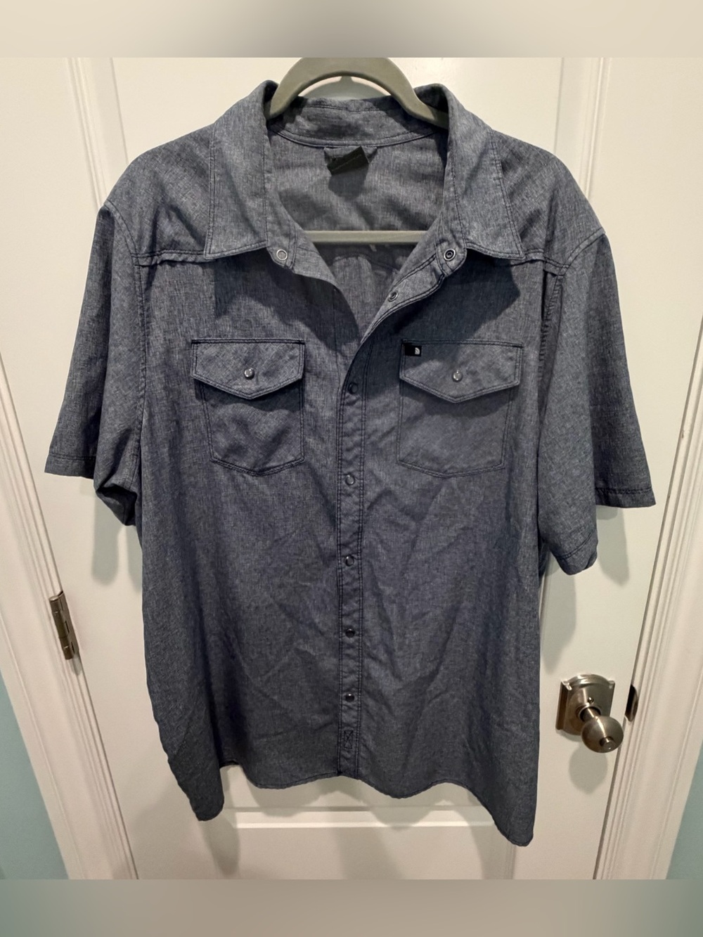 The North Face Casual Snap Button Down Collared Short Sleeve Shirt Gray Men’s XL